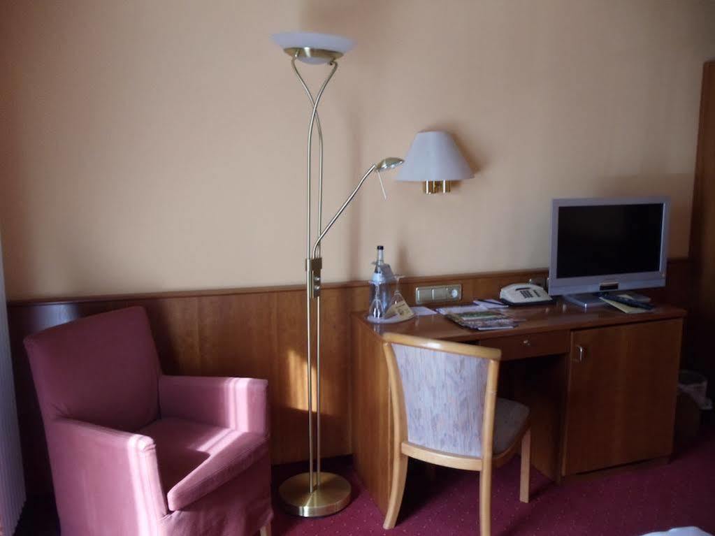 Hotel garni An den Salinen Bad Dürkheim Exteriör bild